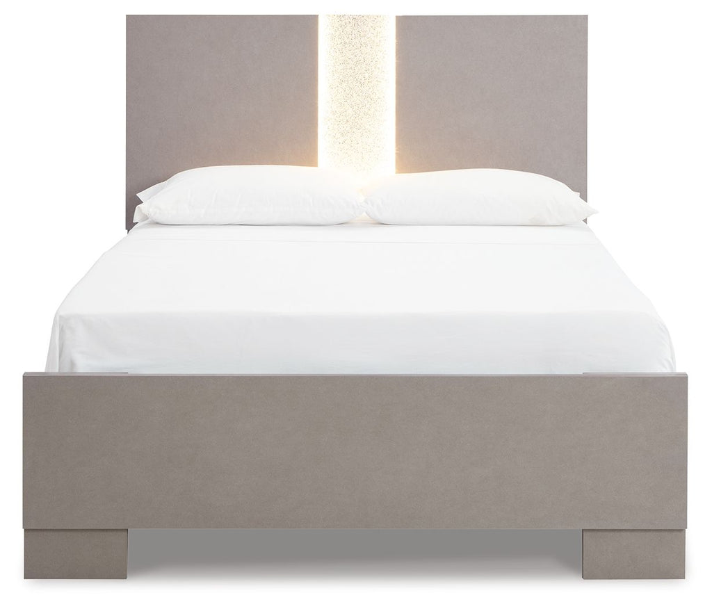 Letto con pannelli