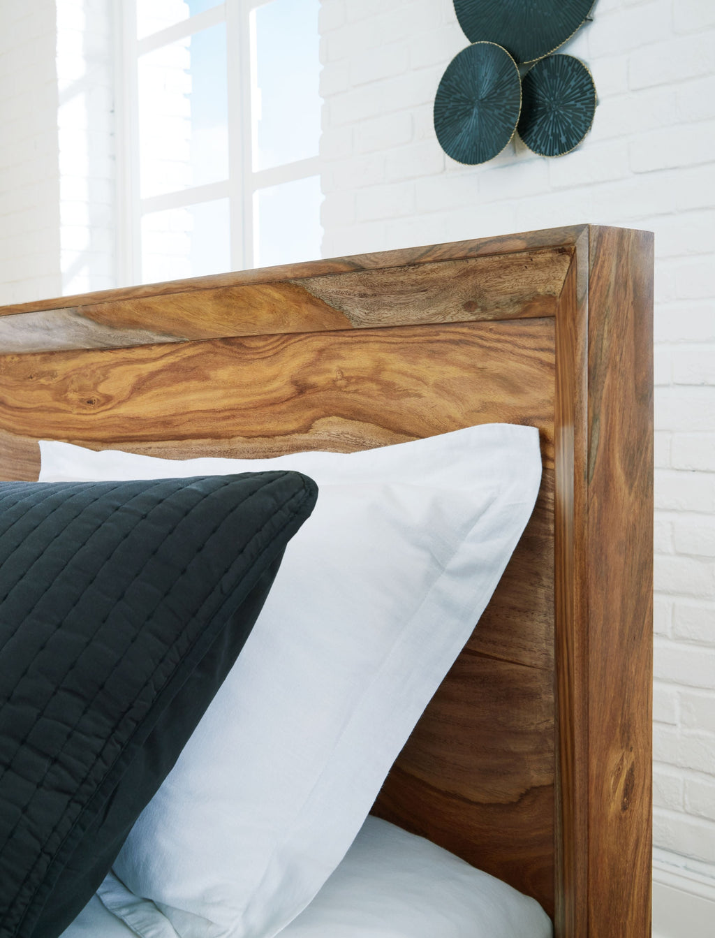 Panel Bed