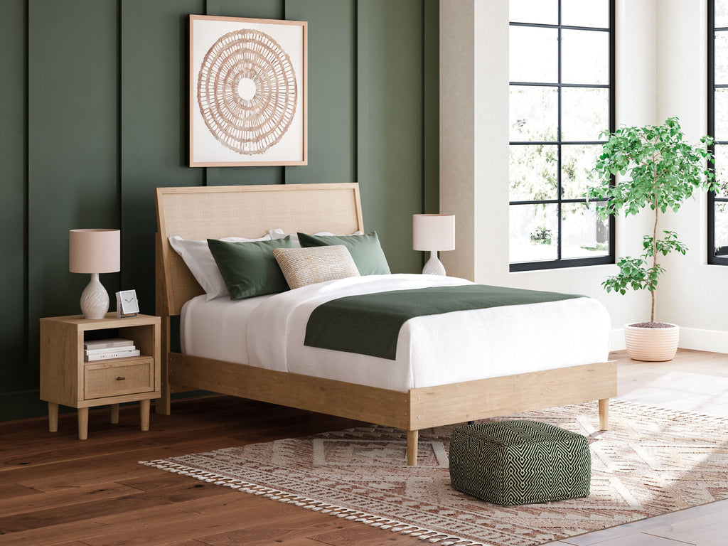 Panel Bed