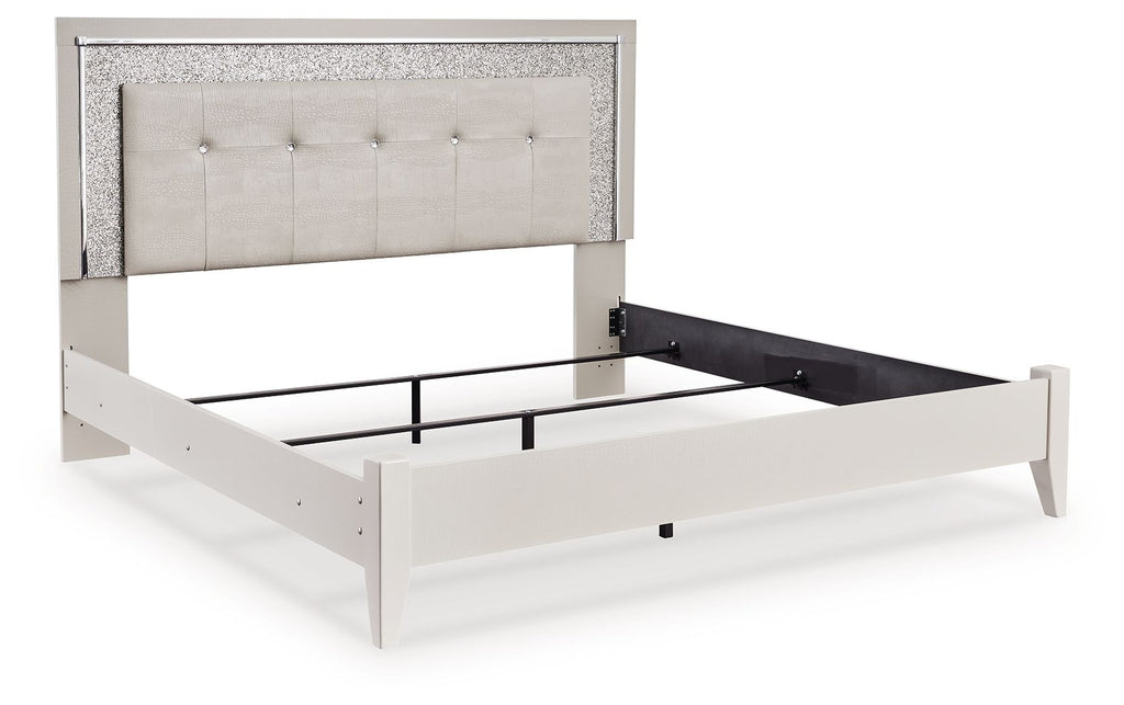 Cama King tapizada con paneles