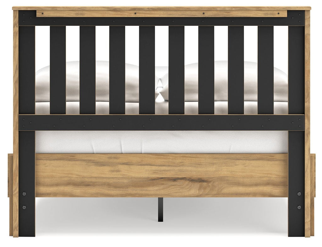 Letto a piattaforma con pannelli