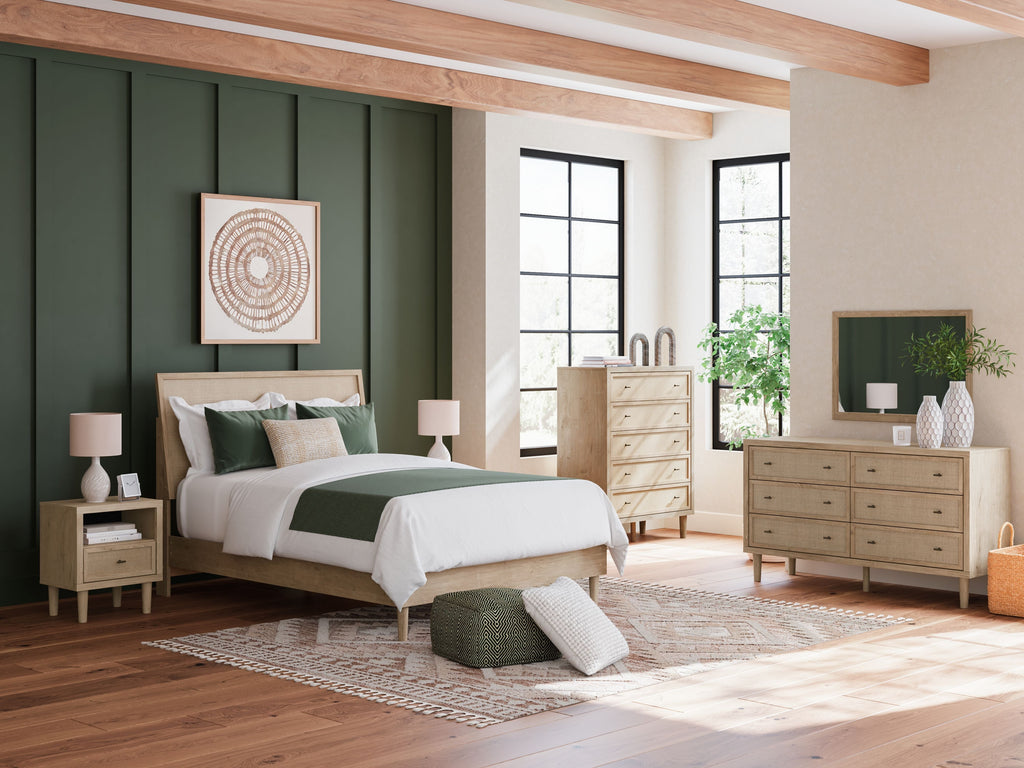 Panel Bed