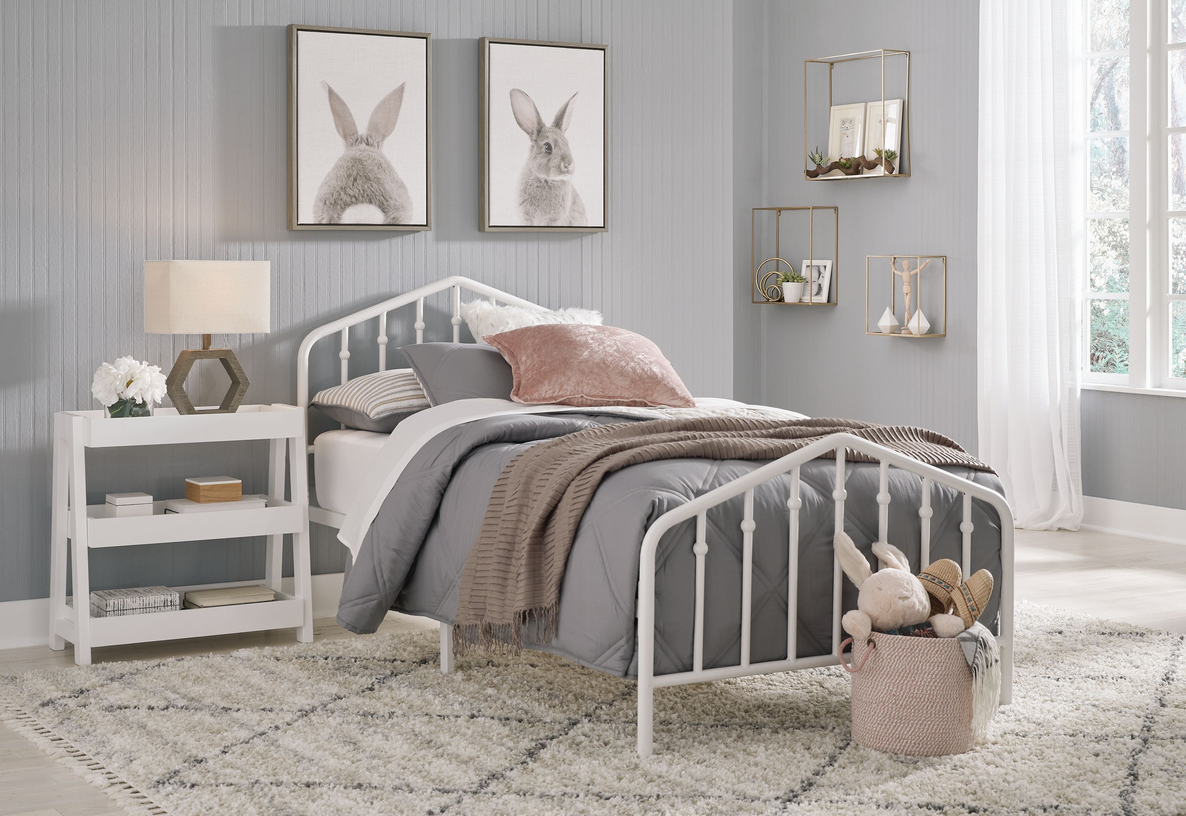 Metal Bed
