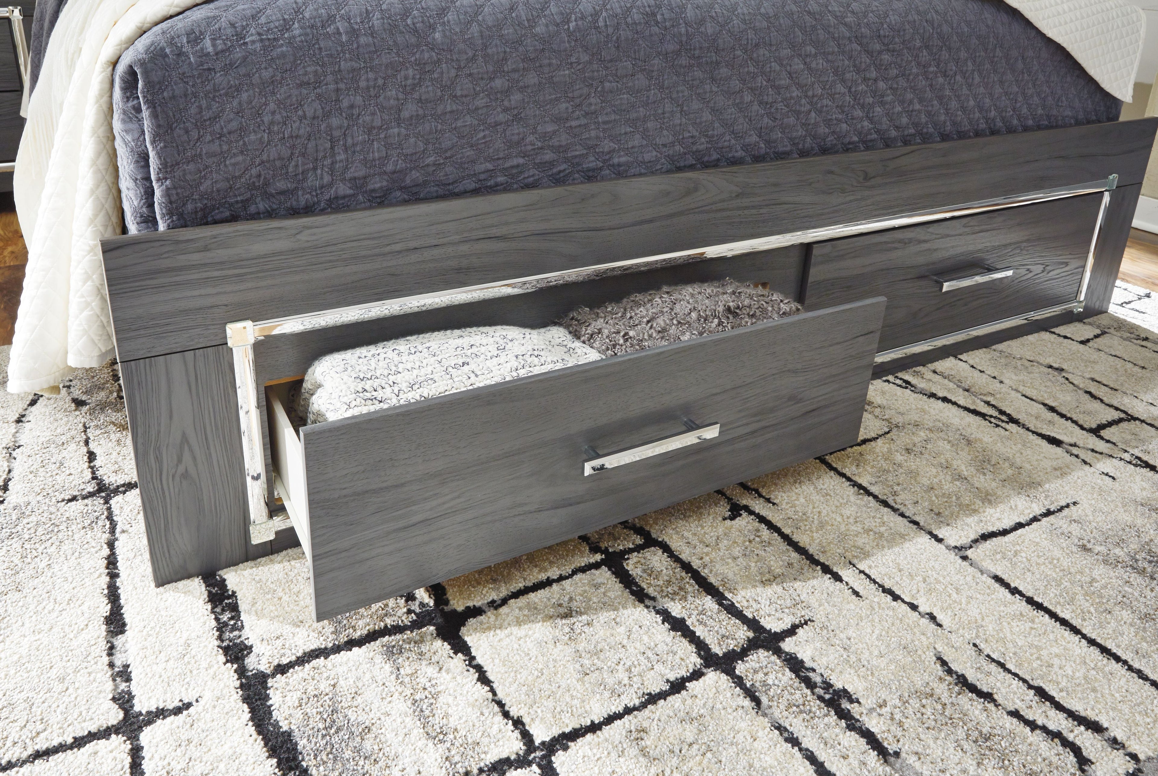 Panel Bed