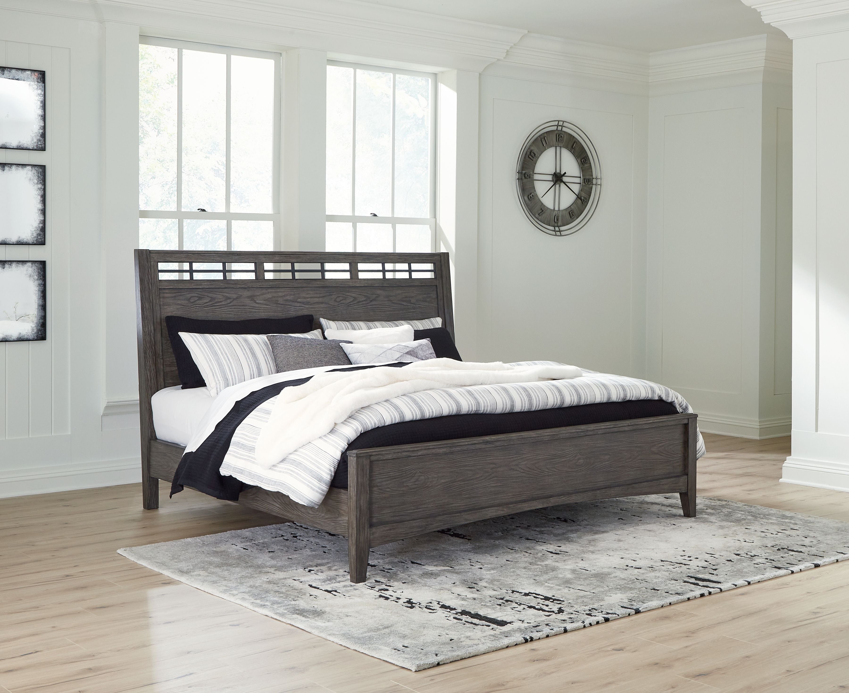 Panel Bed